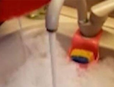 Musluklardan deterjan aktı!