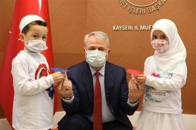 Türkiye Diyanet Vakfı'na En Anlamlı Destek Minik Öğrencilerden Geldi