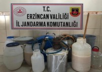 Erzincan'da 205 Litre Sahte İçki Ele Geçirdi