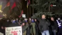 Ukrayna'da Rus Yanlısı Televizyon Kanallarının Kapatılması İçin Protestolar Devam Ediyor