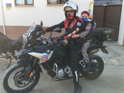 Küçük Umut'a Polis Amcalarından Ziyaret