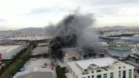 Ümraniye'de Fabrikadaki Yangın Havadan Görüntülendi Haberi