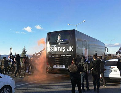 Beşiktaş'a bomba karşılama!