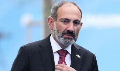 Ermenistan karışıyor! Göstericiler hükümet binasını bastı