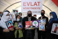 ANNELER GÜNÜ - HDPKK'nın esiri Kılıçdaroğlu'nun kardeşi evlat nöbetinde: 'Ağabeyimi HDP'den istiyorum'