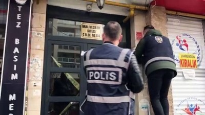 Eskişehir'de Kovid-19 Nedeniyle Bir Apartmanda Karantina Başlatıldı