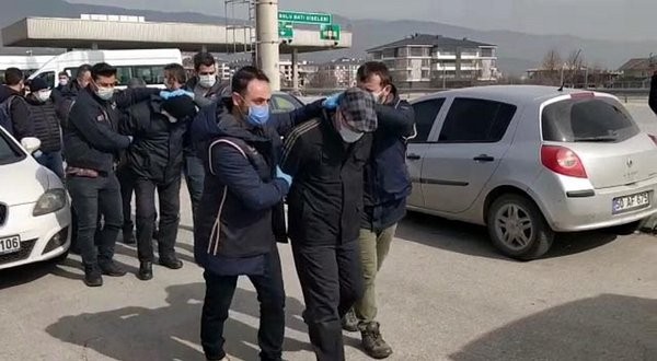 Dink davasının kritik ismi FETÖ'cü müdür kaçarken yakalandı