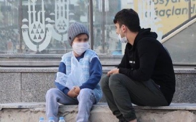 'Mizansen dilencilik' videosu çeken YouTuber Fariz Bakhshaliyev'a 1,5 yıl hapis istemi