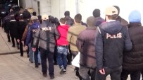 DEAŞ'e Para Transferi Yapan 19 Şüpheliye İstanbul'da Gözaltı Kararı Haberi