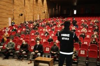 'En İyi Narkotik Polisi Anne'