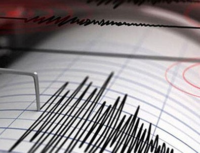 Komşuda şiddetli deprem!