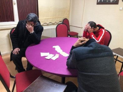 Kumar Oynayan 29 Kişiye 122 Bin Lira Ceza