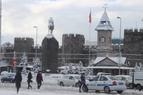 Mart Karı Kayseri'yi Beyaza Bürüdü