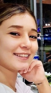 Kız Arkadaşını Kalbinden Vurdu