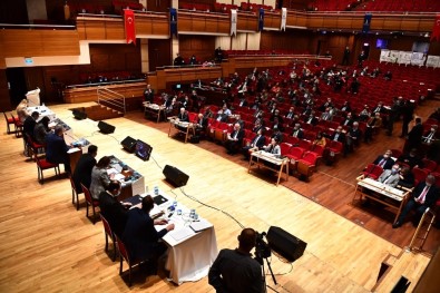 Riskli Yapılar İçin İlk Düzenleme Bayraklı'dan