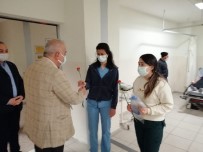 Başkan Bozkurt'tan Sağlık Çalışanlarına Karanfil Haberi