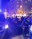 Diyarbakır'da Otomobiller Kafa Kafaya Çarpıştı Açıklaması 4 Yaralı Haberi