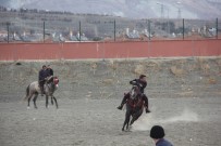 Erzincan'da Atlı Cirit Heyecanı Başladı