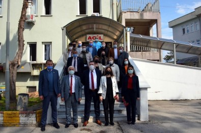 Alaplı Belediye Başkanı Tekin Sağlık Çalışanlarını Unutmadı