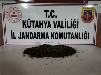 Gediz'de Jandarmadan Uyuşturucu Operasyonu