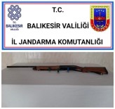 Balıkesir'de Jandarma 17 Aranan Şahsı Yakaladı Haberi