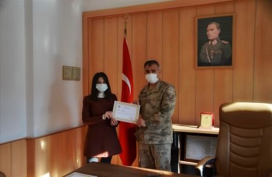 Başarıları Ödüllendirildi