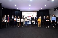 Beyoğlu'nda Öğrenciler Kompozisyon Ve Şiir Yarışmalarında Hünerlerini Sergiledi Haberi