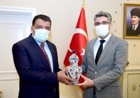 Gürkan Darende Belediyesi Ve Kaymakamlığını Ziyaret Etti Haberi
