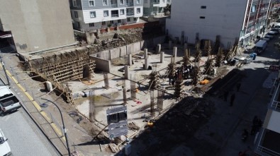 İş Merkezi Ve Otopark Projesi'nde Çalışmalar Sürüyor