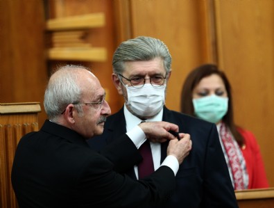 CHP'ye katılan Cihangir İslam 'Andımız' bombasını patlattı!