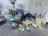 İstanbul'da Uyuşturucu Hap Operasyonu Açıklaması 4 Gözaltı