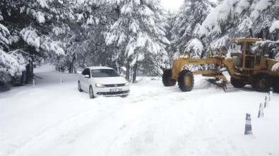 Simav Belediyesi'nden Kar Mesaisi