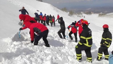 Akdağ'da Çığ Tatbikatı