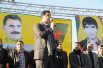 SELAHATTİN DEMİRTAŞ - Ayşegül Arslan'dan Selahattin Demirtaş güzellemesi!