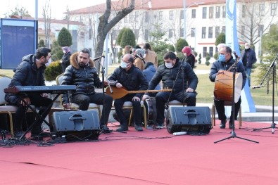 Gazi Üniversitesi'nden 'Yaşayan Nevruz Geleneğimiz' Etkinliği