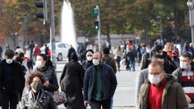 İstanbul'da 3.dalga başladı! Bilim Kurulu Üyesi 'Risk çok yüksek' diyerek uyardı: Pik yaşayacağız