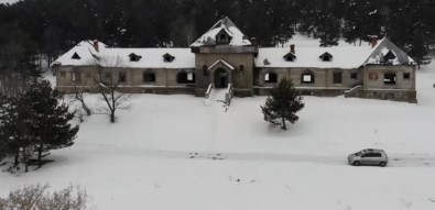 Sarıkamış Katerina Av Köşkü Bakımsızlıktan Dolayı Yıkılıyor