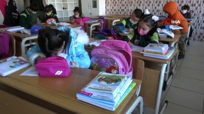 Aksaray'da Yeni Normalleşme Süreciyle Okullarda Yüz Yüze Eğitime Başlandı