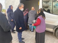 Besni Belediyesi İhtiyaç Sahiplerine Yemek Dağıtıyor Haberi