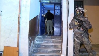İstanbul Merkezli Uyuşturucu Operasyonunda 20 Şüpheli Yakalandı