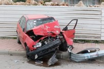 Antalya'da Makas Dehşeti Açıklaması 1 Ölü, 3 Yaralı Haberi