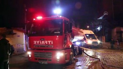 Edirne'de Bir Evde Çıkan Yangın İtfaiye Tarafından Söndürüldü
