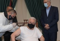Filistin Devlet Başkanı Abbas Covid-19 Aşısı Oldu