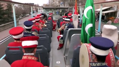 Kayseri'de Nevruz Bayramı Üstü Açık Otobüsle Kutlandı