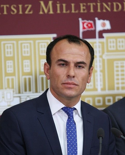 HDP'li isimler silah eğitimi aldılar milletvekili oldular!