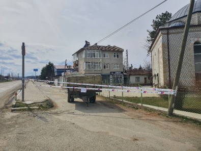 Kastamonu'da İlçe Merkezinde Yüz Yüze Eğitime Ara Verildi, 1 Köyde Karantinaya Alındı