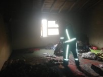 Van'da Yangın Açıklaması Anne Ve 3 Çocuğu Zehirlendi Haberi