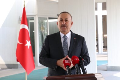 Bakan Çavuşoğlu, Fransa Dışişleri Bakanı Le Drian İle Görüştü