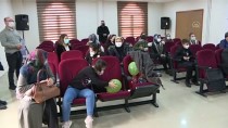 Erzurum'da Down Sendromlu Çocukların Yüzü Pastalı Sürprizle Güldü