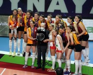 Galatasaray İkincilik Madalyasını Aldı